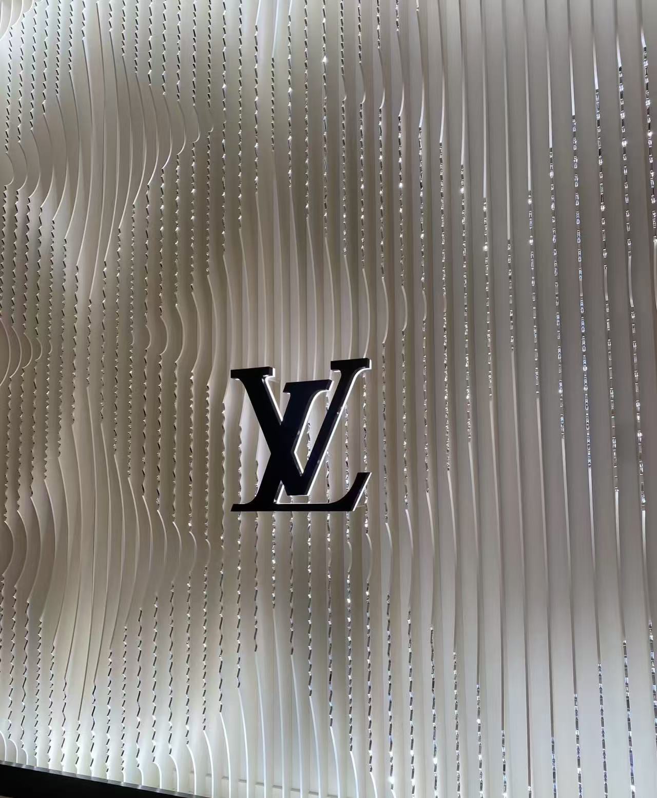 LV shop (in Saudi)